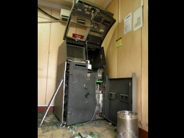 பாதுகாப்பு.. அதிகரிப்பு..