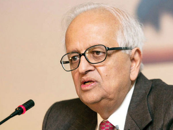 முன்னாள் கவர்னர்