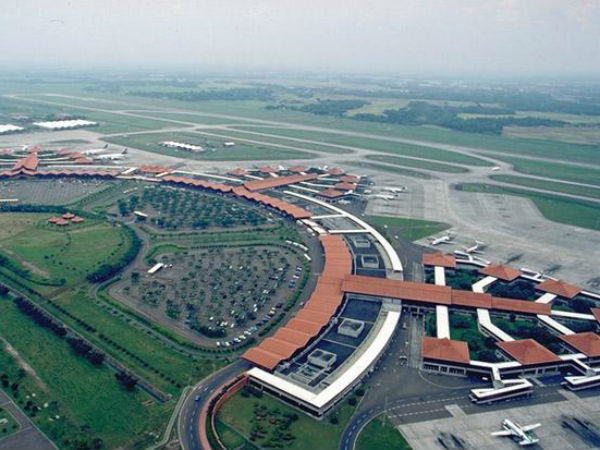 சேயேக்கர்னோ-ஹட்டா சர்வதேச விமான நிலையம், இந்தோனேஷியா