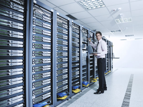 அதிநவீன மையம்