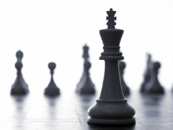 குறிக்கோளில் குறியாய் இருங்கள்