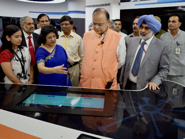 6 இடங்களில் 