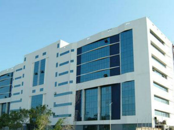 முக்கிய துறைகள்