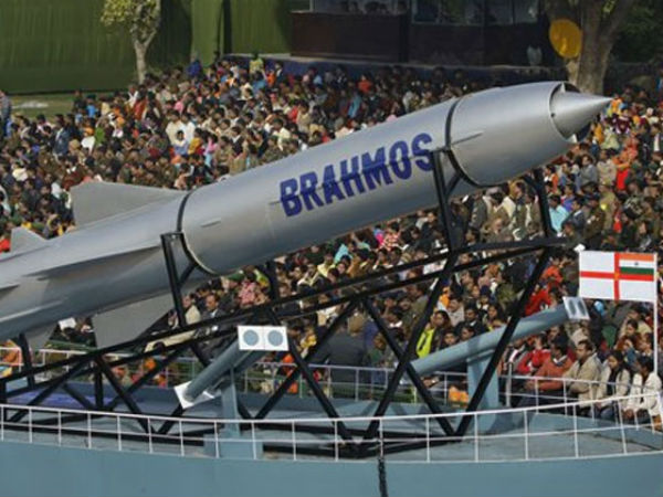 ஆயுத உற்பத்தி