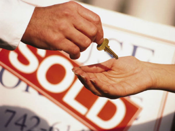 எச்சரிக்கையாக இருக்க வேண்டும்