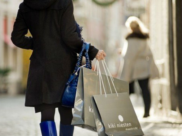 ஆடம்பர் பொருட்கள்