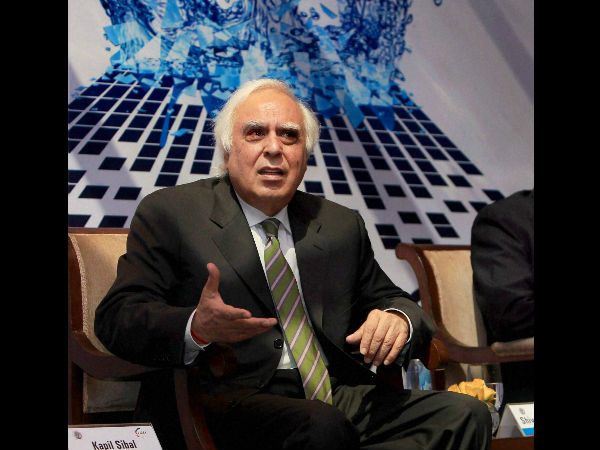 கபில் சிபில்