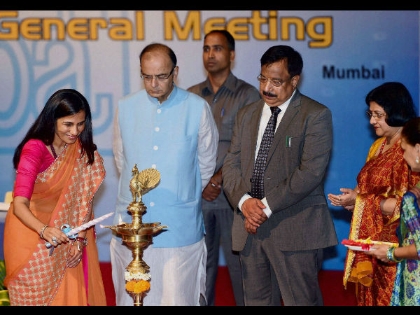 52 சதவீத பங்கு இருப்பு