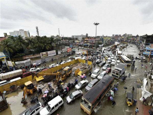 2,000 கோடி ரூபாய்