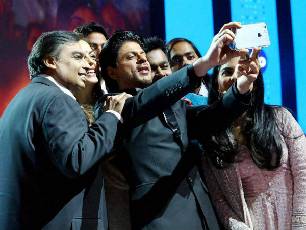 டிசம்பர் 2015