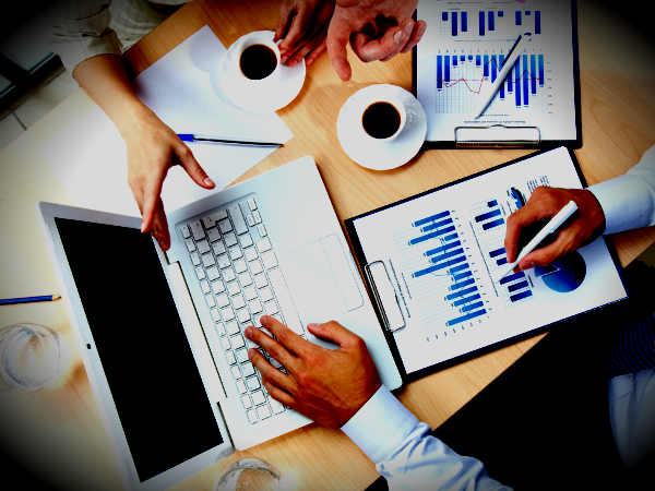 பாலிசிதாரரால் செலுத்தப்பட்ட மொத்த பிரீமியத் தொகை 