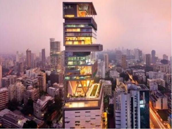 600 பணியாளர்கள்