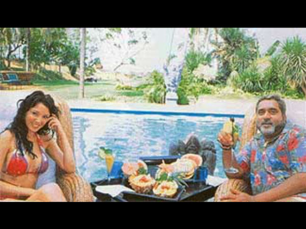 உள் வேலைப்பாடுகள்