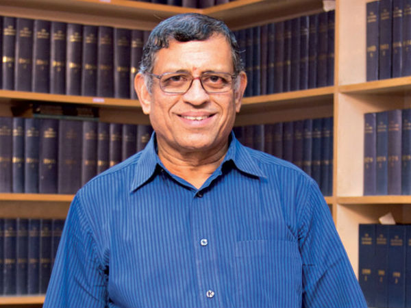 எஸ் குருமூர்த்தி 