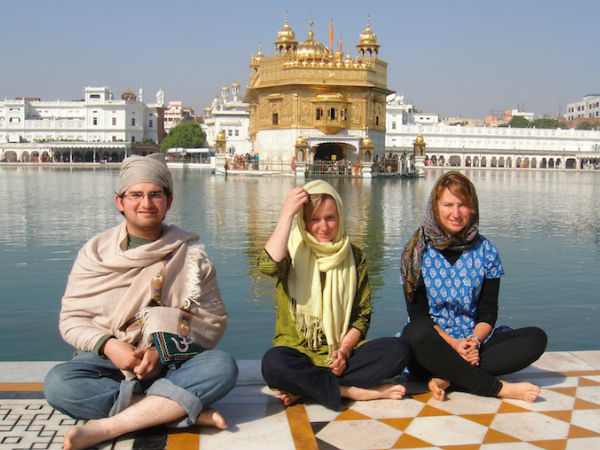 சுற்றுலா மற்றும் புனித யாத்திரை