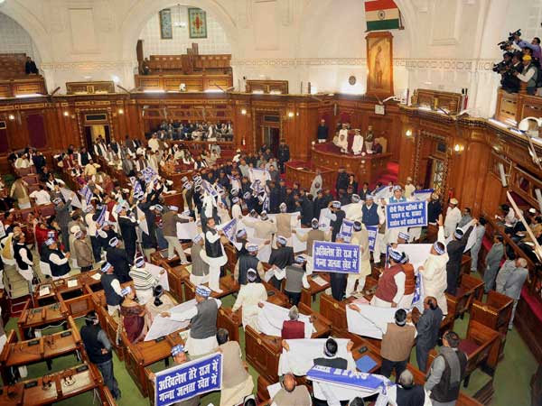 வரி செலுத்தாத சமுகம்