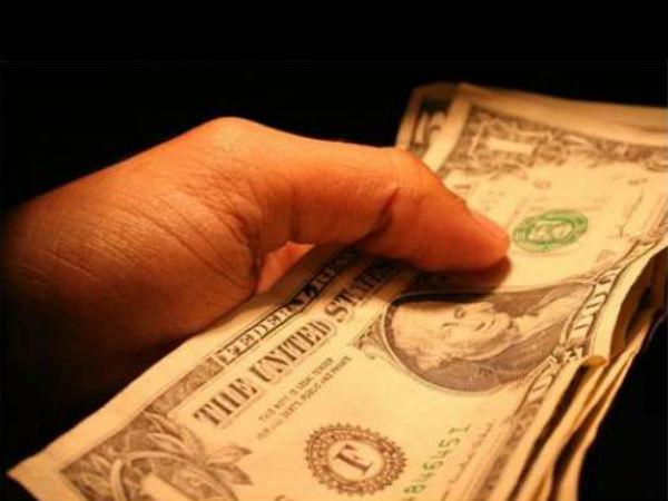 குறைந்தபட்சம் சம்பளம்