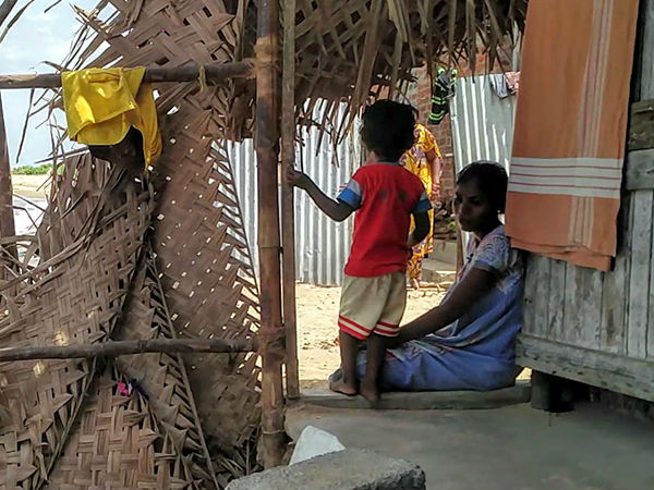 ஏழை மற்றும் நடுத்தர வற்க மக்களுக்கான திட்டம்