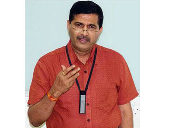 அனுமதிக்காகக் காத்திருப்பு 