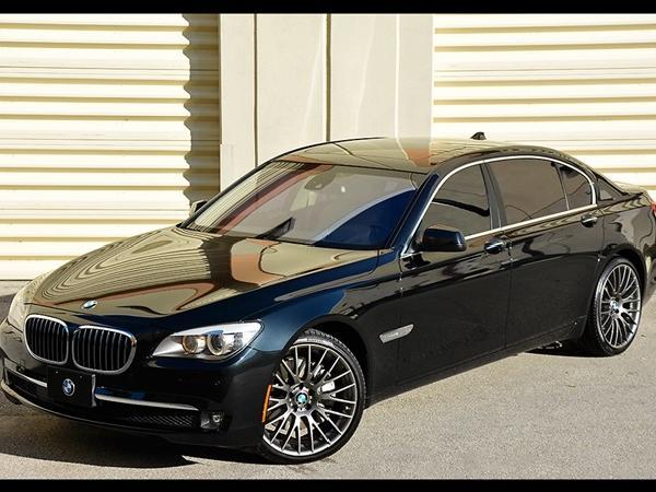 8.5 கோடி மதிப்பிலான கார் 