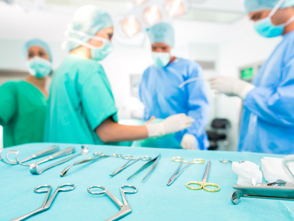 அறுவை சிகிச்சைக்கான காப்பீட்டுப் பலன்கள் 