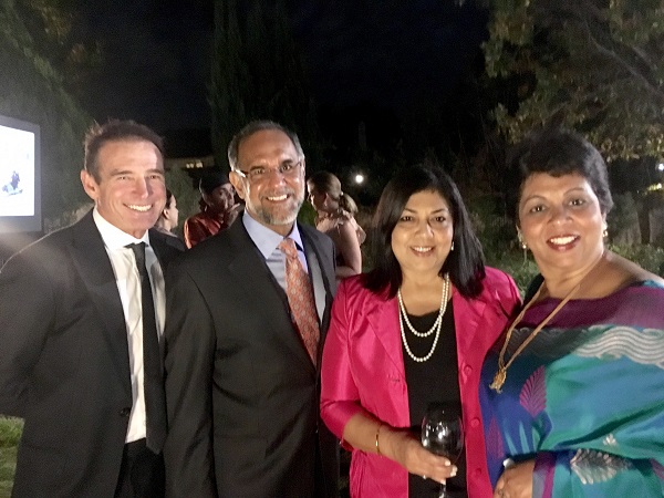 வேலைக்காகச் சென்று கிரீன் கார்டு பெற்றவர்கள் 