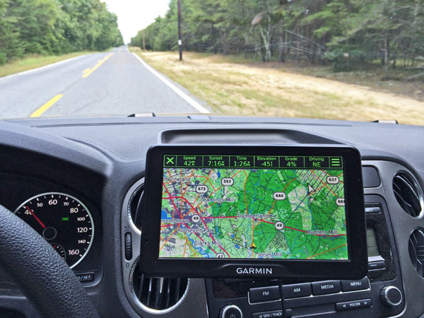 1. கார் பயண வழிகாட்டுதலுக்காக.