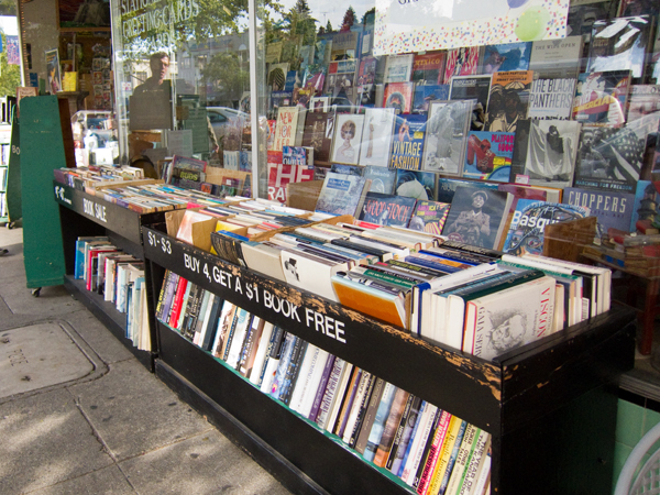 கல்லூரி புத்தகங்கள் 