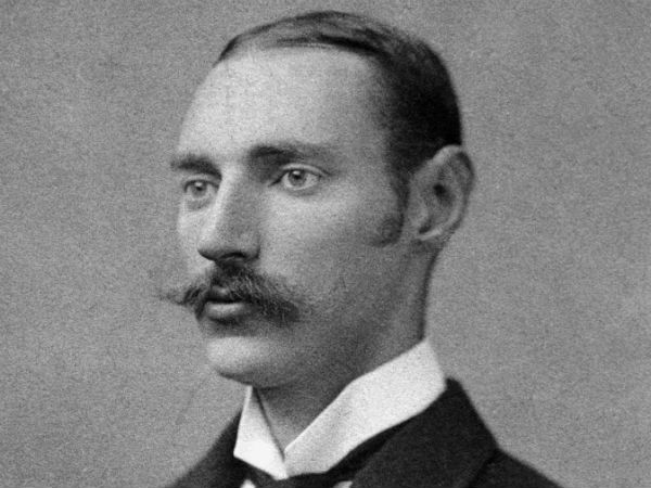 ஜான் ஜேகப் ஏஸ்டார்