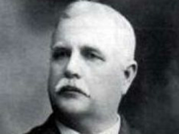 வேன் டியூன் குடும்பம்