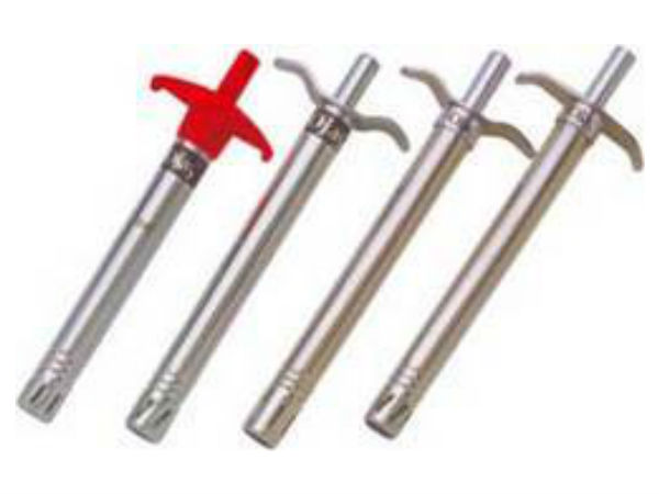 ரண்டு டஜன் பொருட்கள் மீதான வரி குறைய வாய்ப்பு 