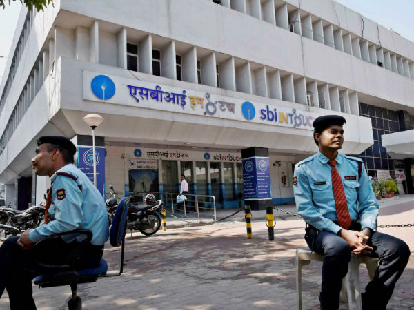 மூடப்பட்ட வங்கிகள் 