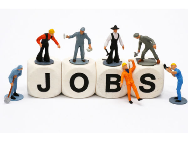 பணியில் அமர்த்துதல் அவ்வளவு சிறப்பாக இல்லை. 