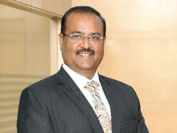 தபன் சிங்கெல் (பைனான்ஸ்)