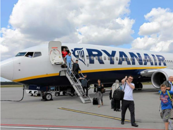 விமானப் பயணிகள்