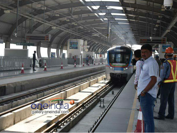  மக்கள் சேவைக்கு...