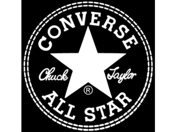  கேன்வாஸ் காலத்தினால் உயிர்பெற்றது: