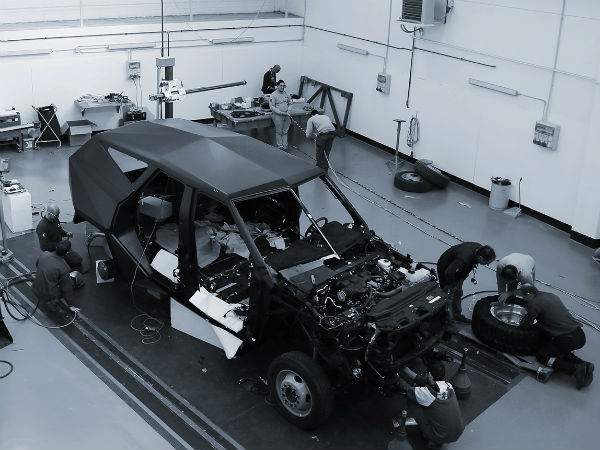 12 கார்கள்