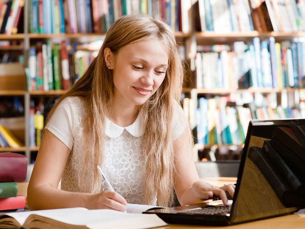 மின்னணு முறை 