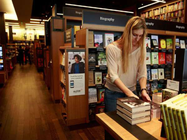 புத்தகக்கடை 