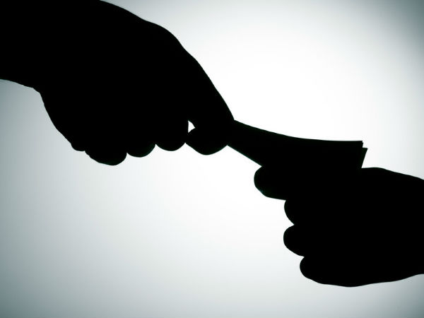 ஊழல்வாதிகள் 