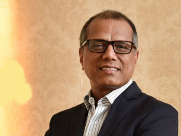 வெளியாட்கள்