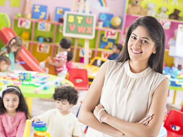 ப்ளே ஸ்கூல் (Play school) 