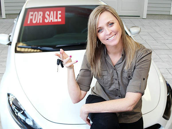 பழைய வாகனங்களை வாங்கி விற்பனை செய்தல்