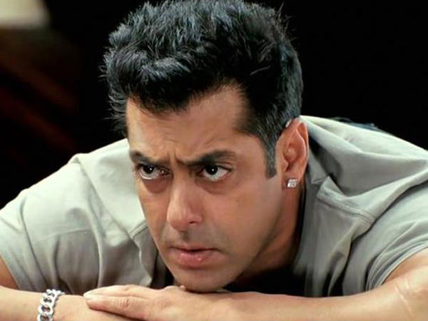  நிகரச் சொத்து மதிப்பு 