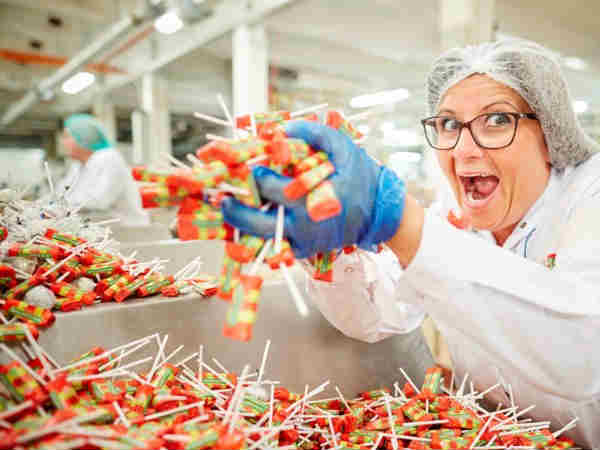 சாக்லேட் மற்றும் ஸ்வீட் கடை 