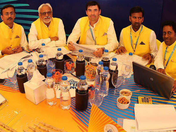 சென்னை சூப்பர் கிங்ஸ் 