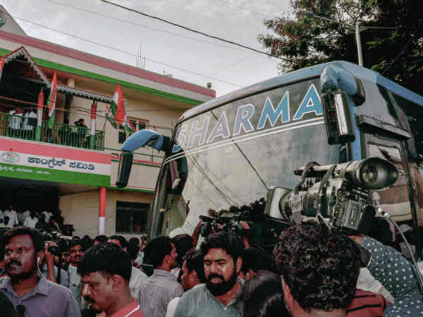 ஷர்மா டிரான்ஸ்போர்ட்ஸ் 