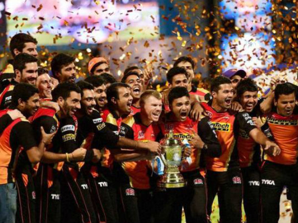  இதற்கு முன் சாம்பியன் பட்டம் வென்ற அணி