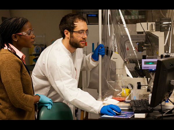 8 லட்சம் ஆசிரியர்கள் 